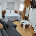 A Casa Dos Avos * Cativelos