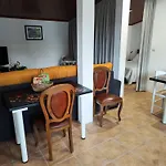 A Casa Dos Avos Apartment Cativelos
