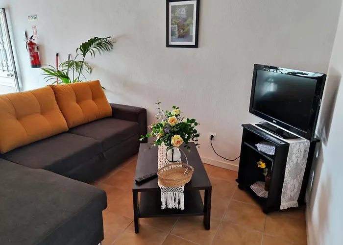 A Casa Dos Avos Cativelos