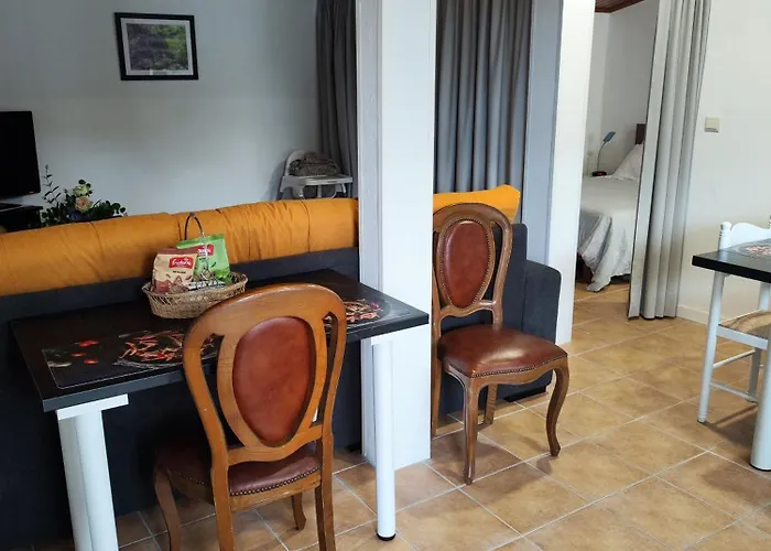 A Casa Dos Avos Daire Cativelos