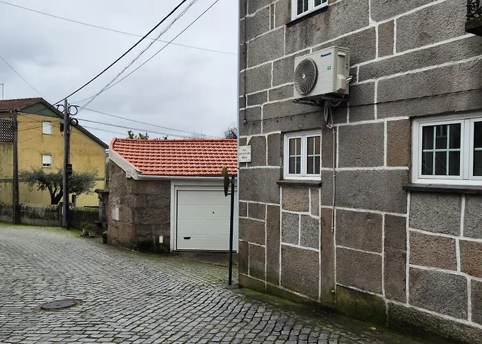 A Casa Dos Avos * Cativelos